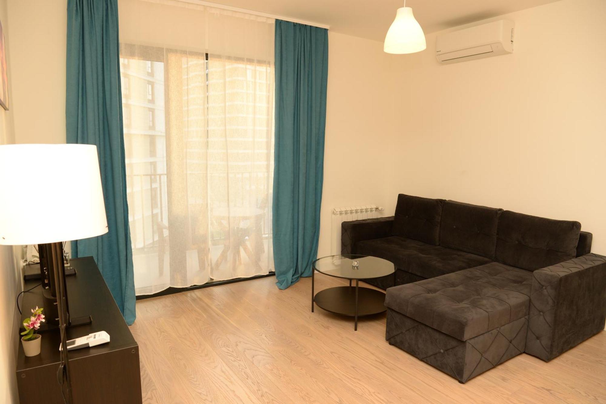 Apartman Irma Sajmiste Buitenkant foto